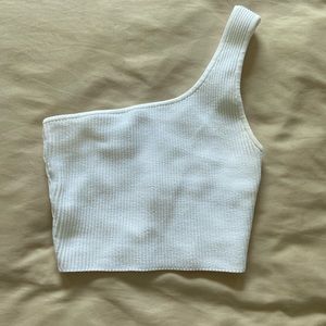 One shoulder strap ribbed BABATON cropped top